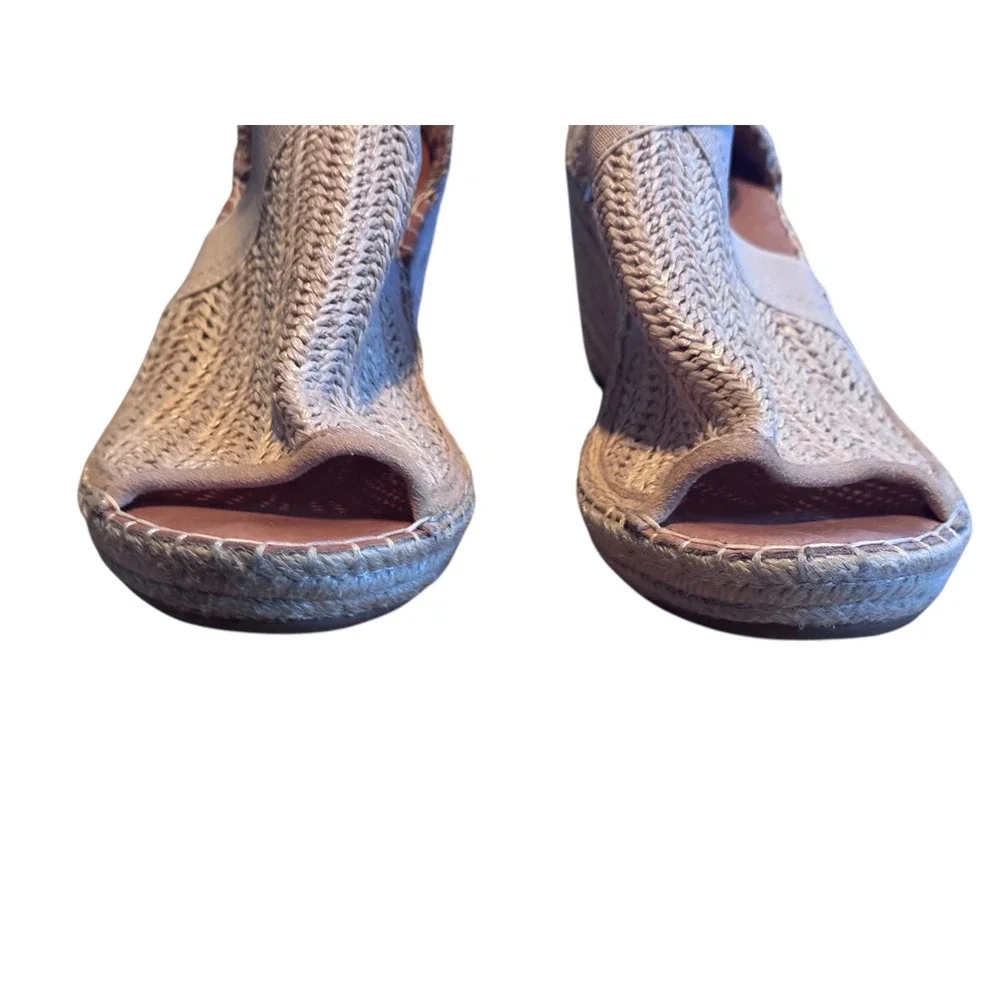 Gentle Souls by Kenneth Cole Women's peep toe Woven Espadrille Wedge Sandals  9M